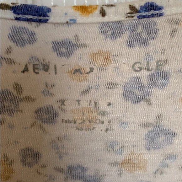 American Eagle Floral Tank - Picture 4 of 4